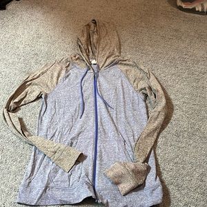 Woman’s Under Armor Zip-up Sweatshirt